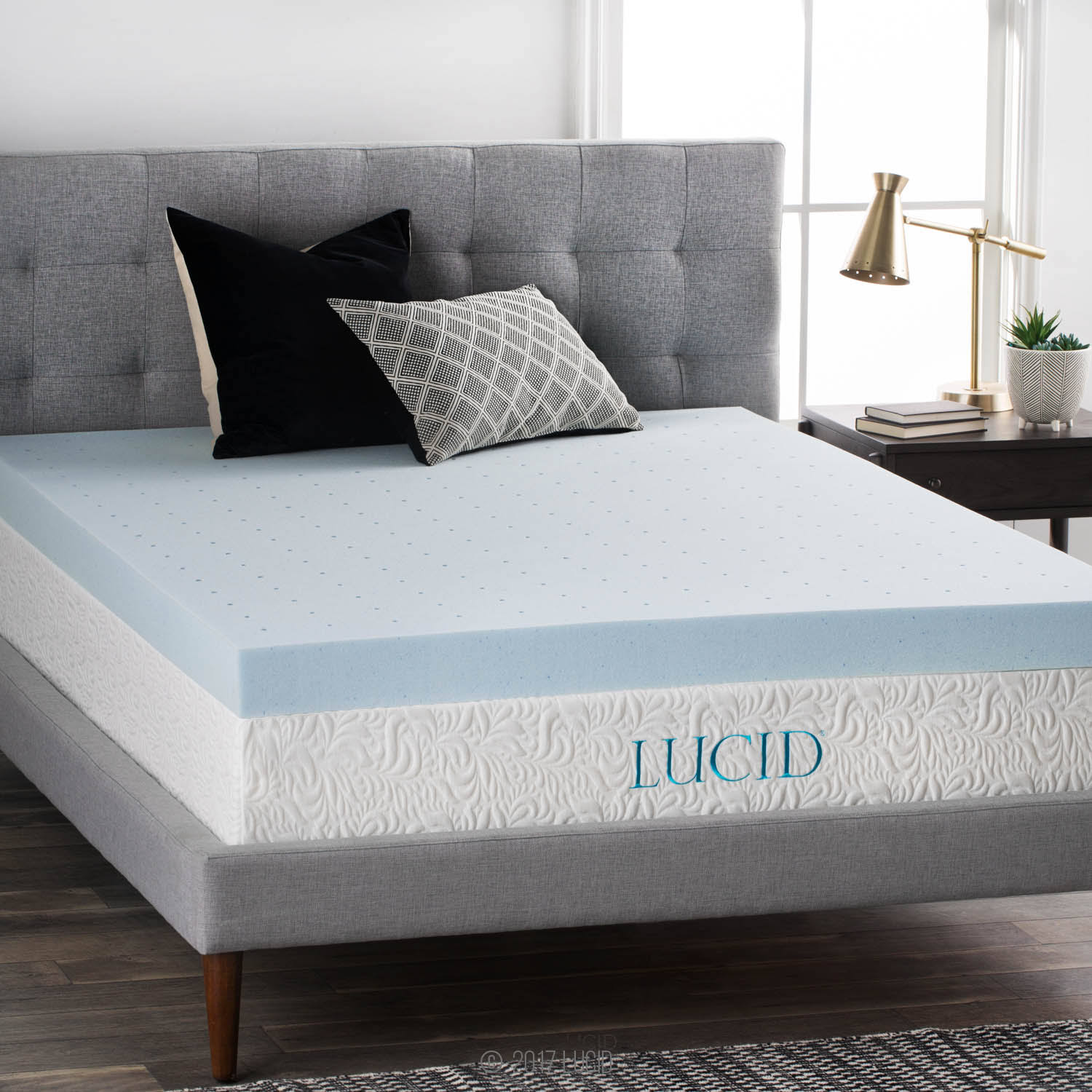 Plush Gel Infused Memory Foam Mattress Topper California King N209