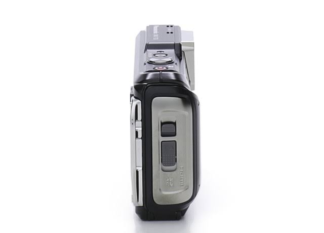 Black Compact Digital Camera B4535