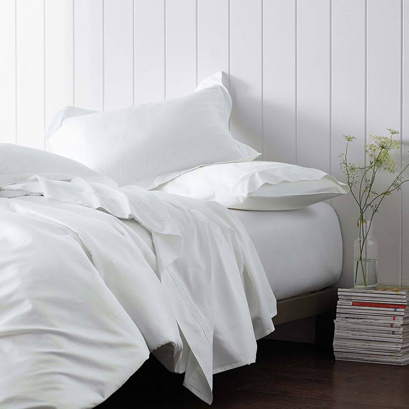 Ivory 600-Thread Count Egyptian Cotton Sateen Twin Fitted Sheet T73094