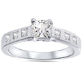 14K White Gold Diamond Ring Z829
