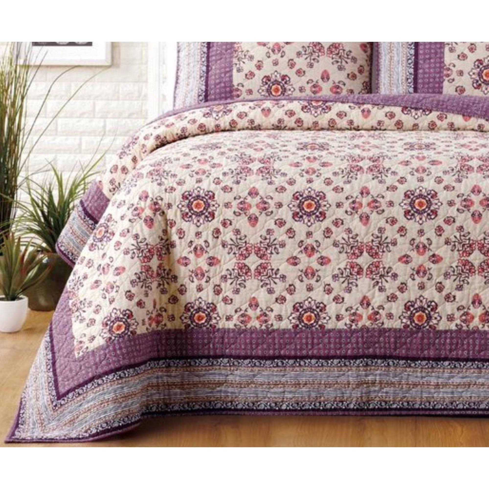 Purple Full/Queen Quilt Y693