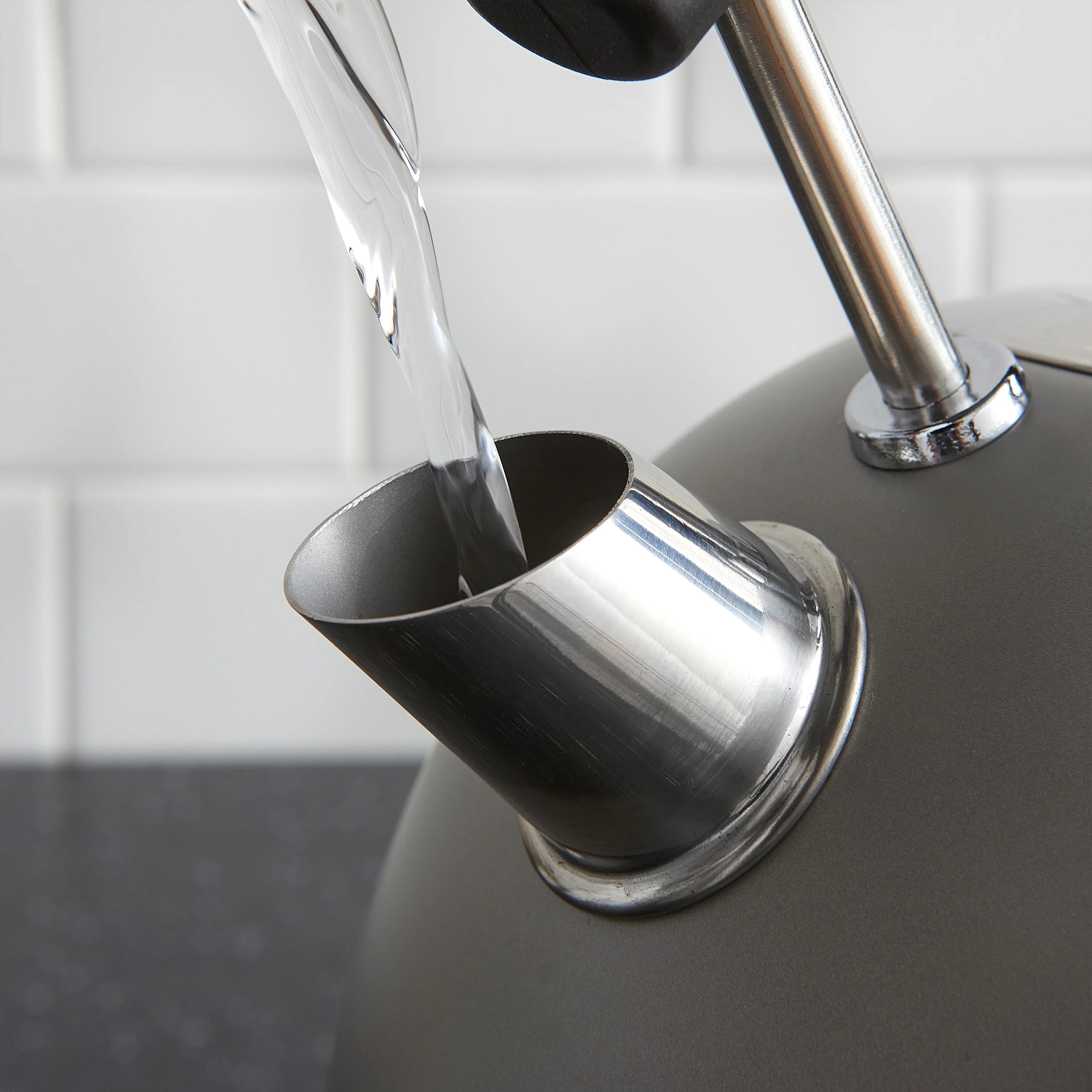 Retro-Style Electric Kettle, 1.7 Liter, 1500W, Gray F55938