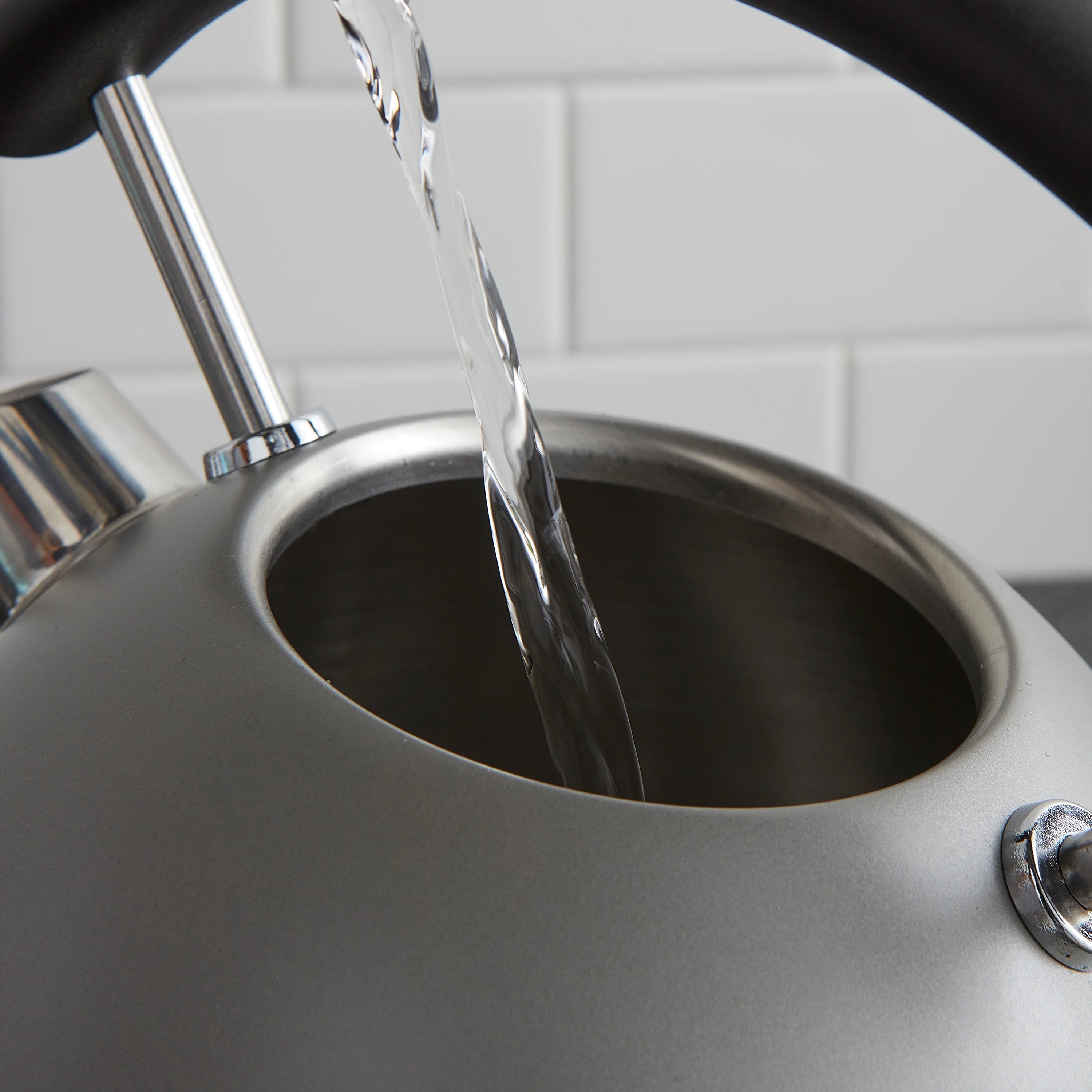 Retro-Style Electric Kettle, 1.7 Liter, 1500W, Gray F55938