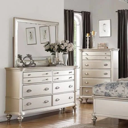Silver Eastern King Bed N16633