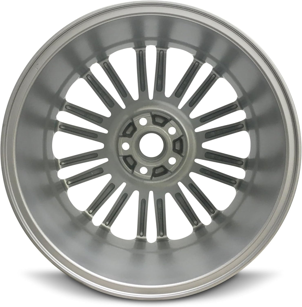 18 Inch 5 Lug Silver Aluminum Wheel Y8483